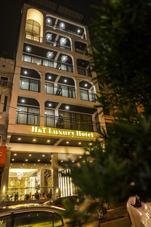 H&T Luxury Hotel Sapa Exteriör bild
